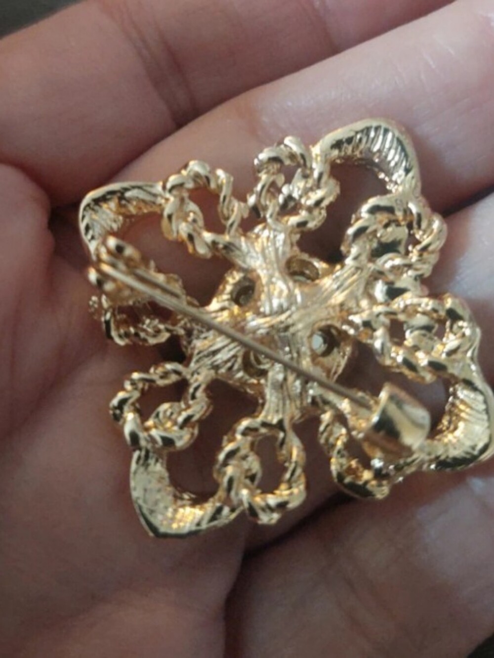 Filigree Blue Rhinestone Brooch - Picture 3 of 4